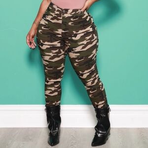 Women's Camo Jeans Skinny Fit Sz Small
